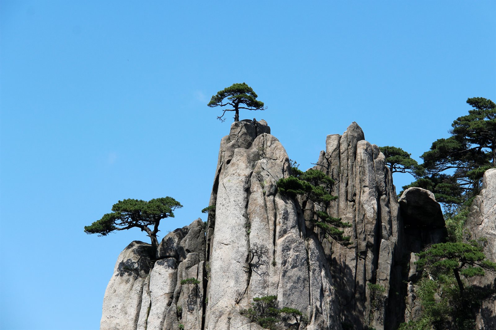 Huangshan mountain peaks